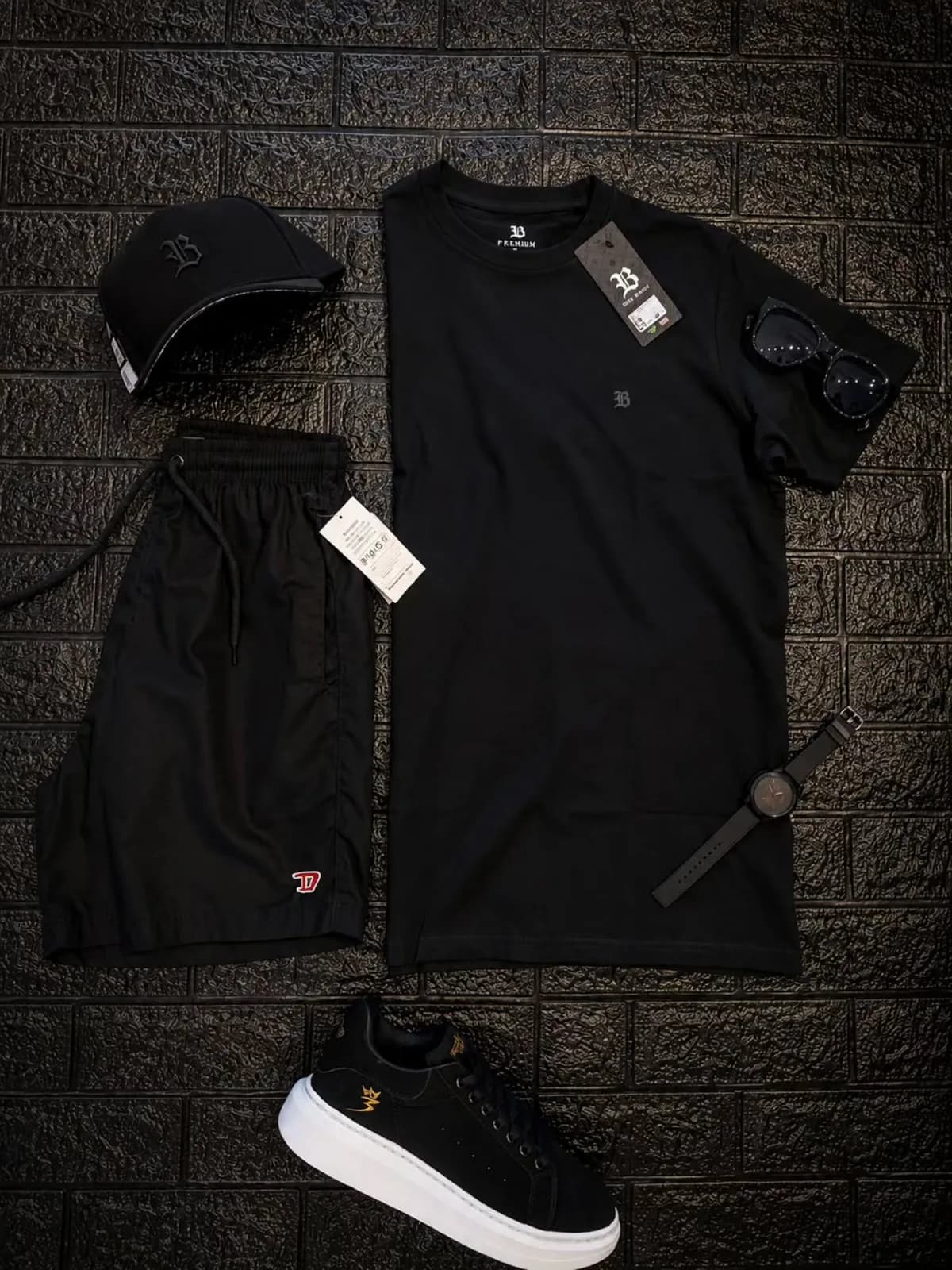 Kit all black